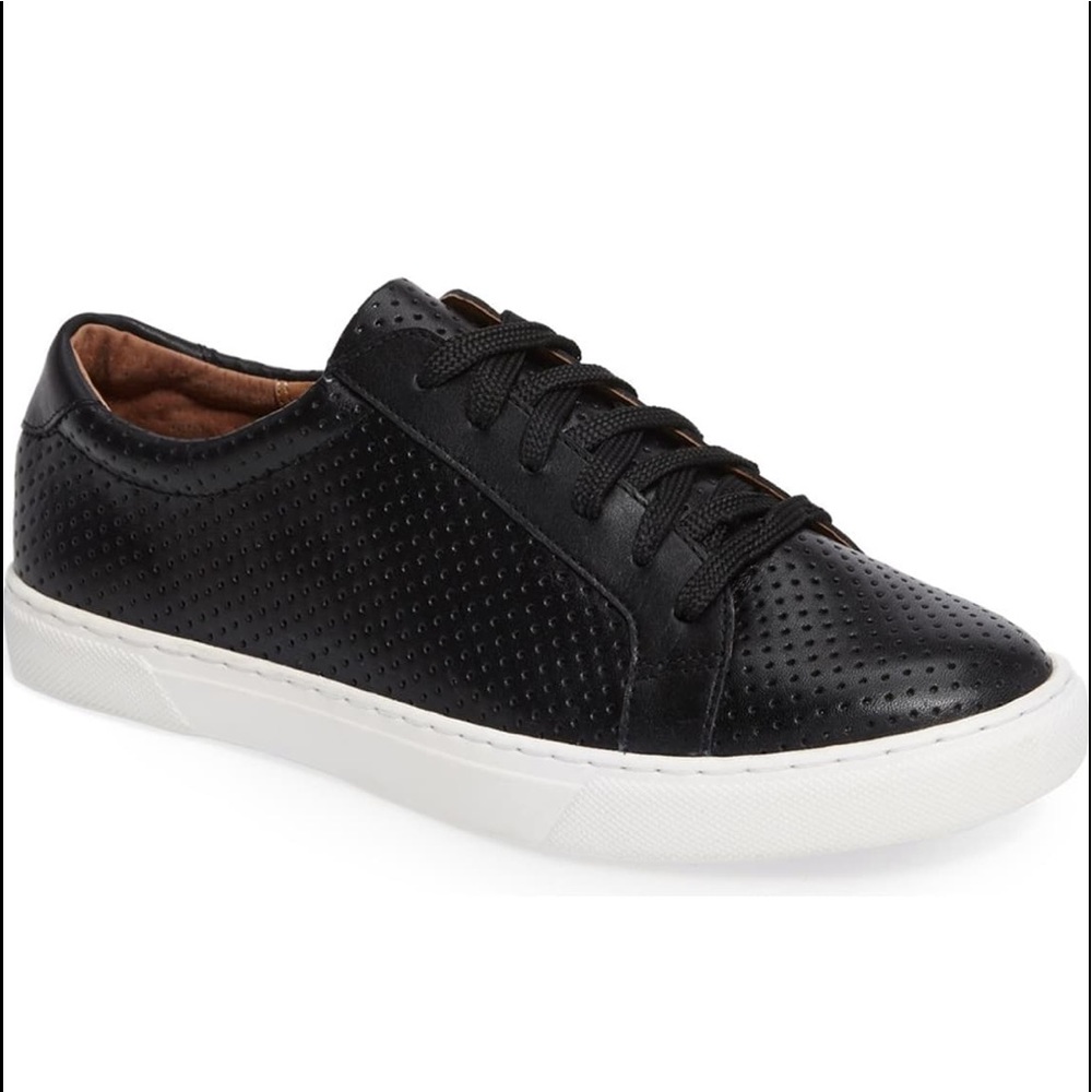 caslon cassie perforated sneaker sz 5.5 black